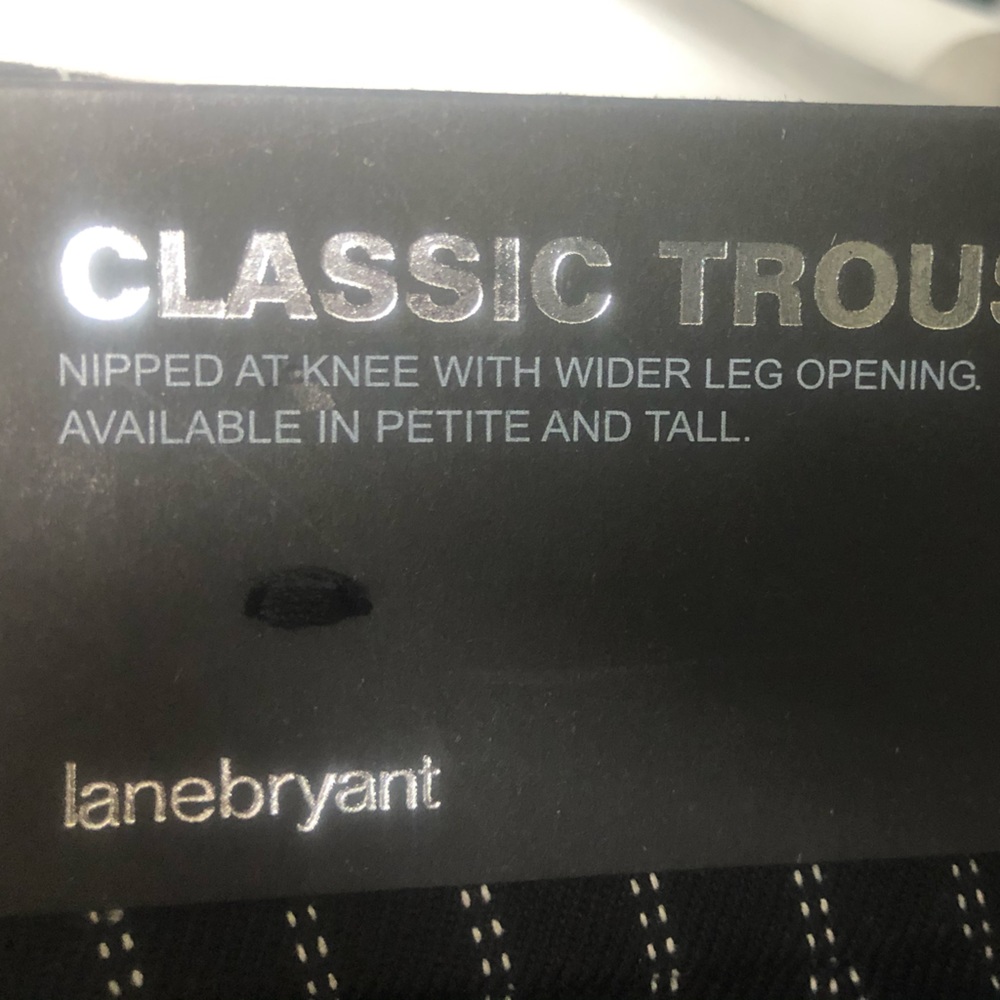 New Lane Bryant Classic Trouser nipped at knee with wider leg opening. Size 20